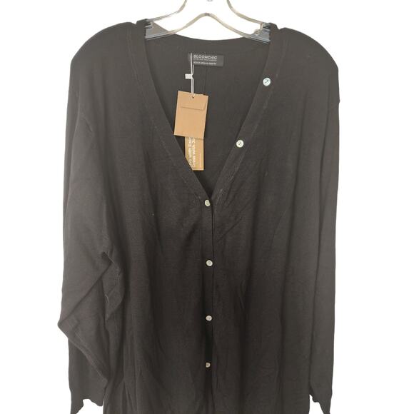 BloomChic Black Buttondown Sweater, 22/24, 3X, NWT - Picture 2 of 6